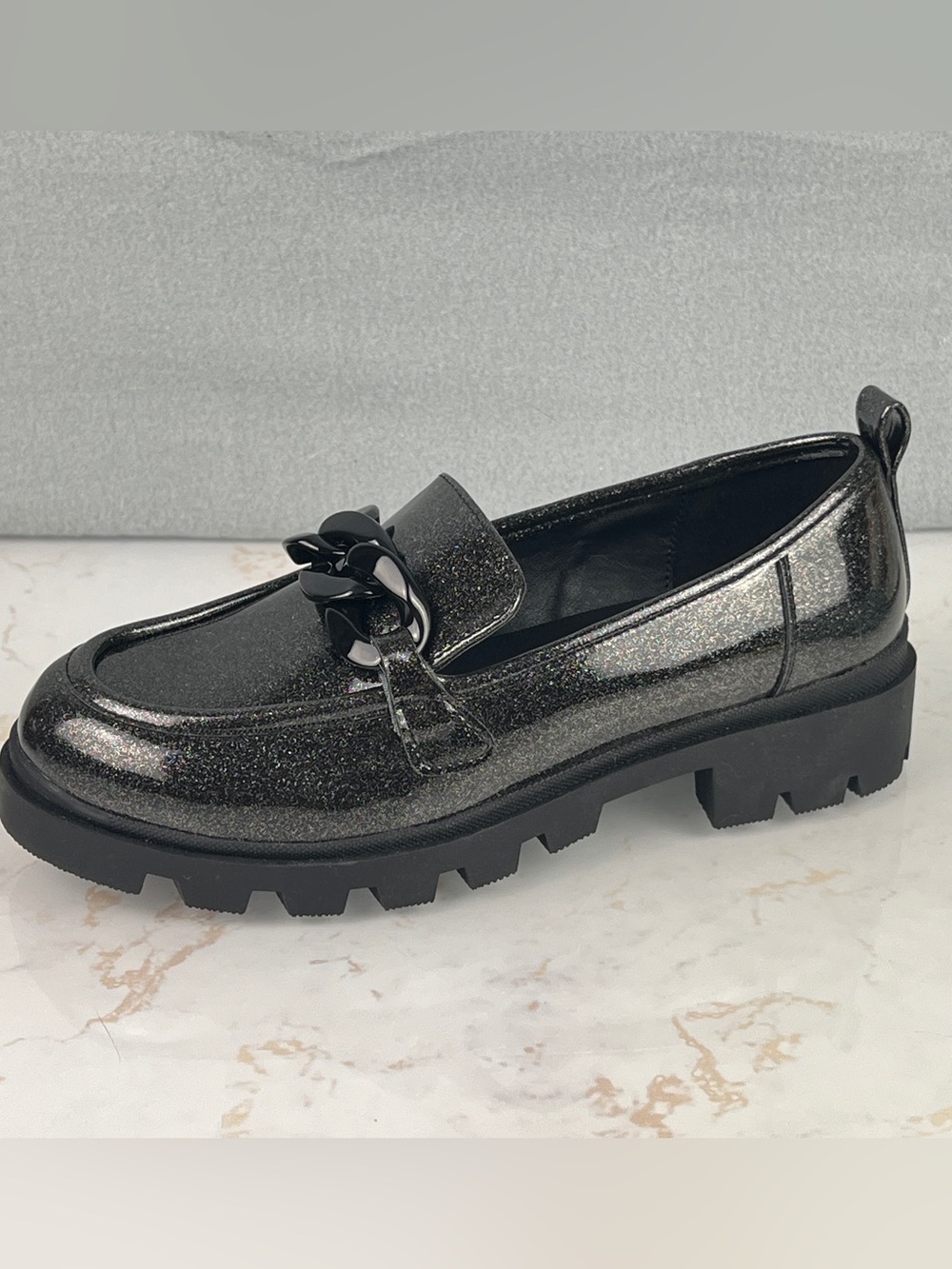 NWOT Dolce Vita Girls Delanie Chain Link Dress Shoe Heeled Loafers Size 4
